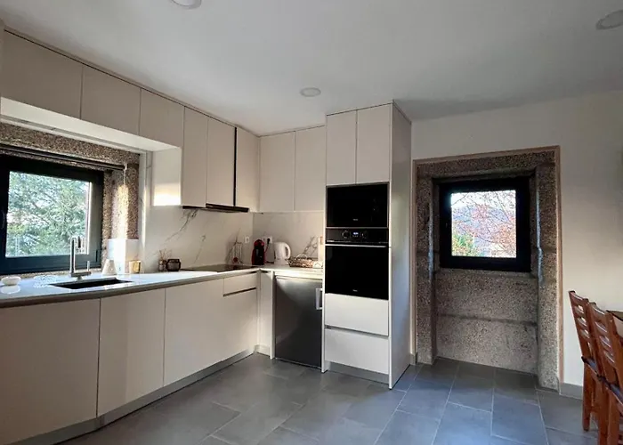 Quinta Dos Carvalhos Cabana Maior